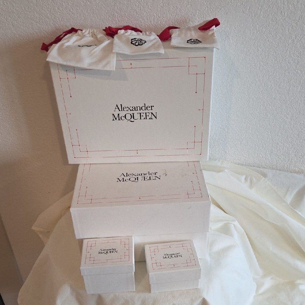 Alexander McQueen Boxes